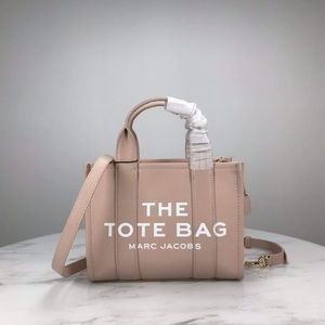 Marc Jacobs The Tote Bag Mini